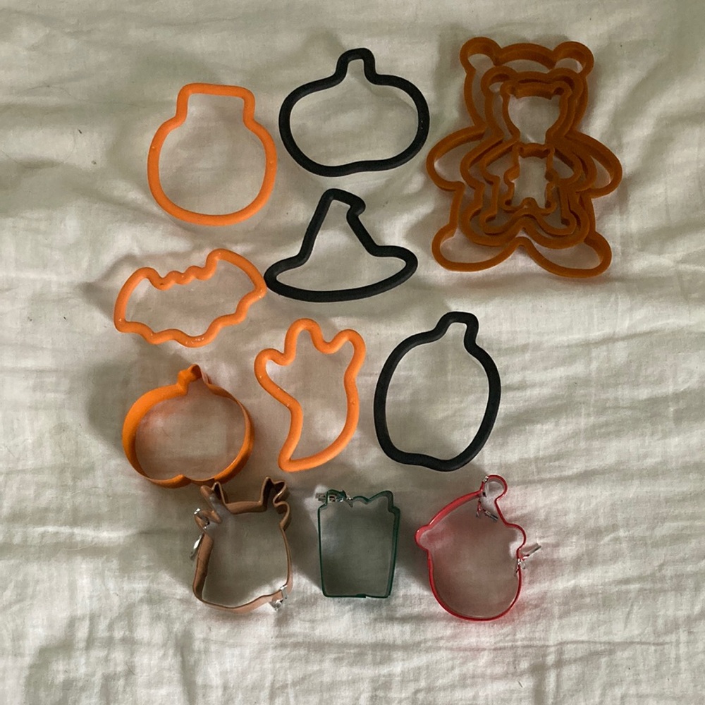 3/$12 Halloween Christmas Teddy Bear Cookie Cutter Set